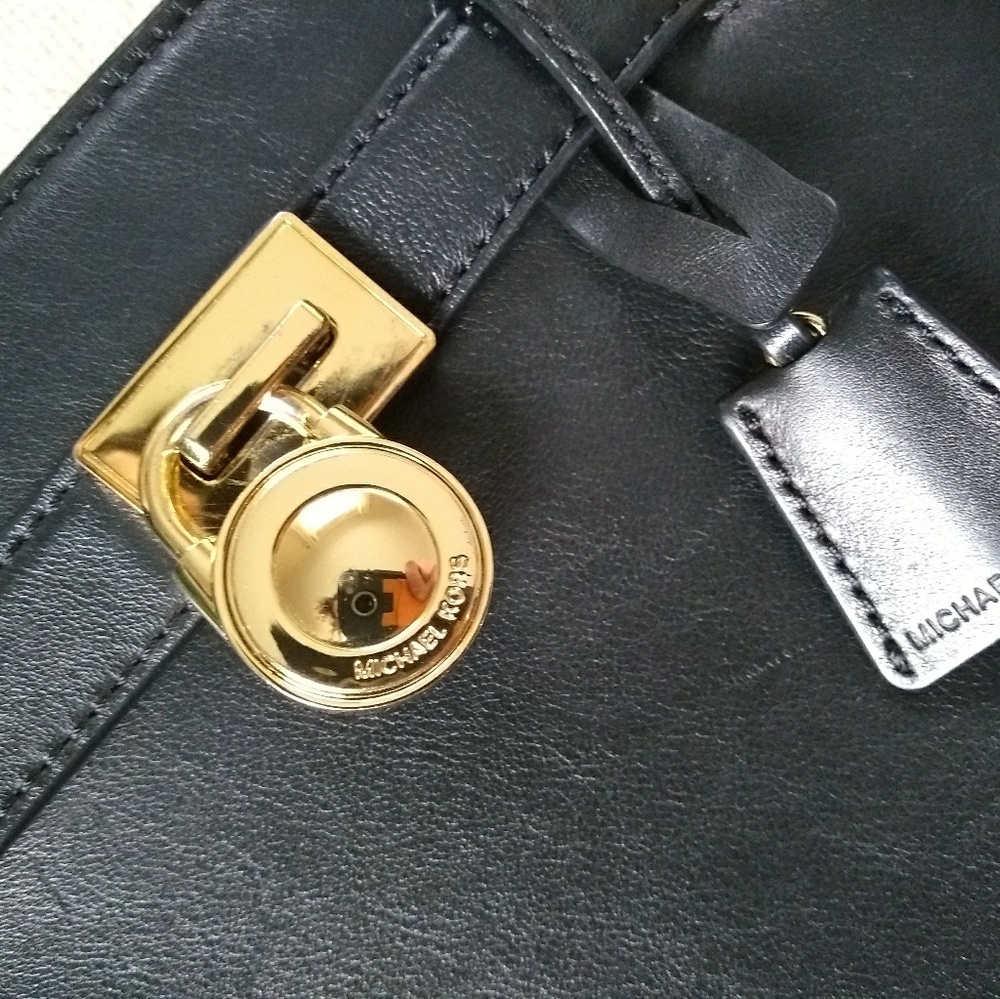 Michael Kors black purse